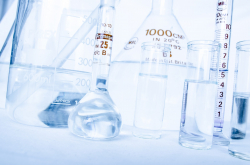 Photo de verrerie de laboratoire